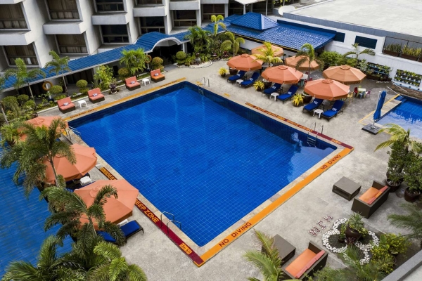 Hotel Jen Manila formerly Traders Hotel Manila (Pasay City)